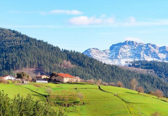 Profitez de votre séjour au camping pour faire un tour en Espagne